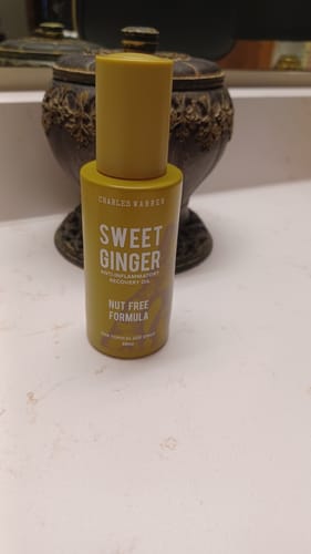 Customer photo review of [Nut-Free] Sweet Ginger Dry Oil for Sensitive Skin