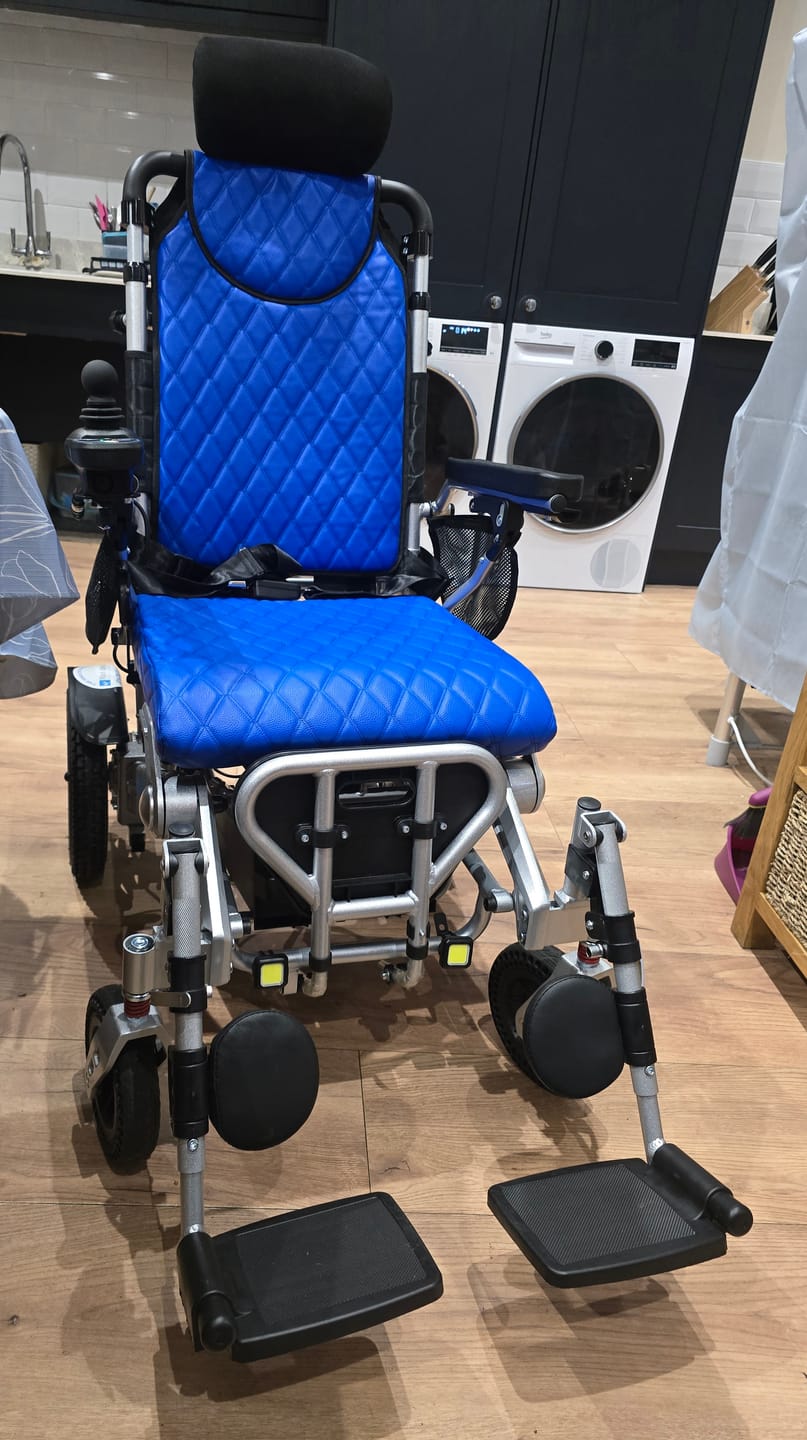 Customer photo review of Wide Seat Reclinable Automatic Folding Powerchair Freedom Elite AFMR