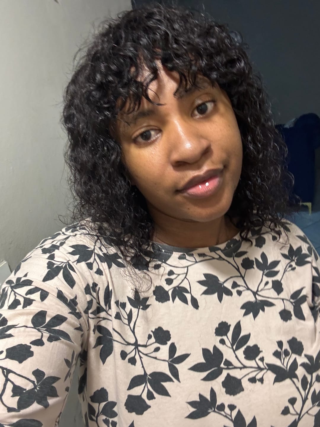 Customer photo review of Brandy Water Wave Fringe 10"