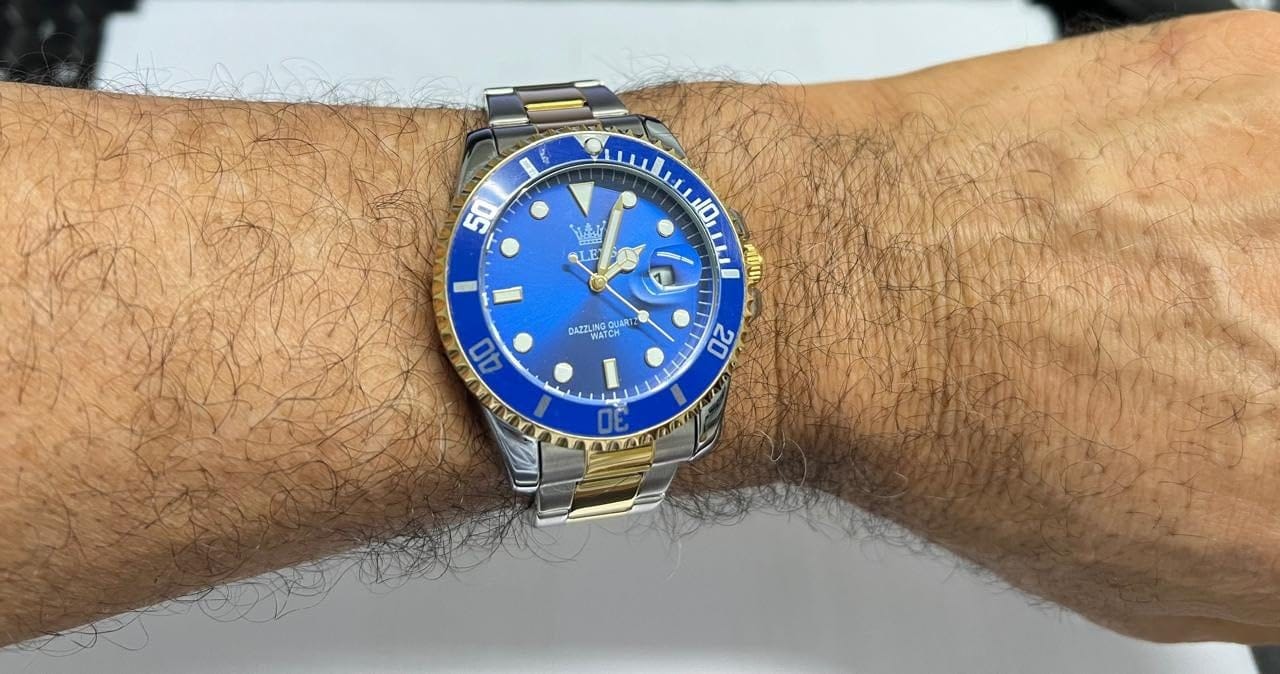 Customer photo review of Quartz Watch Stainless Steel Date Classic Dress Watch Gift