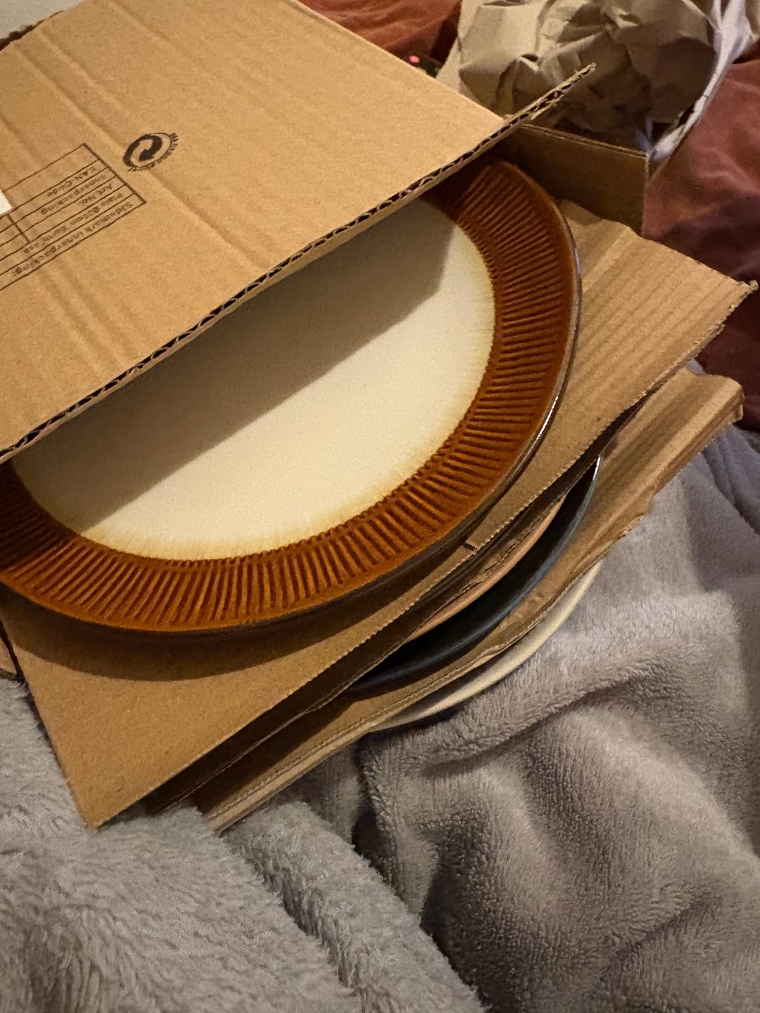Customer photo review of Studio Tavola Serviesset Earth 18-delig / 6 personen - Aardewerk