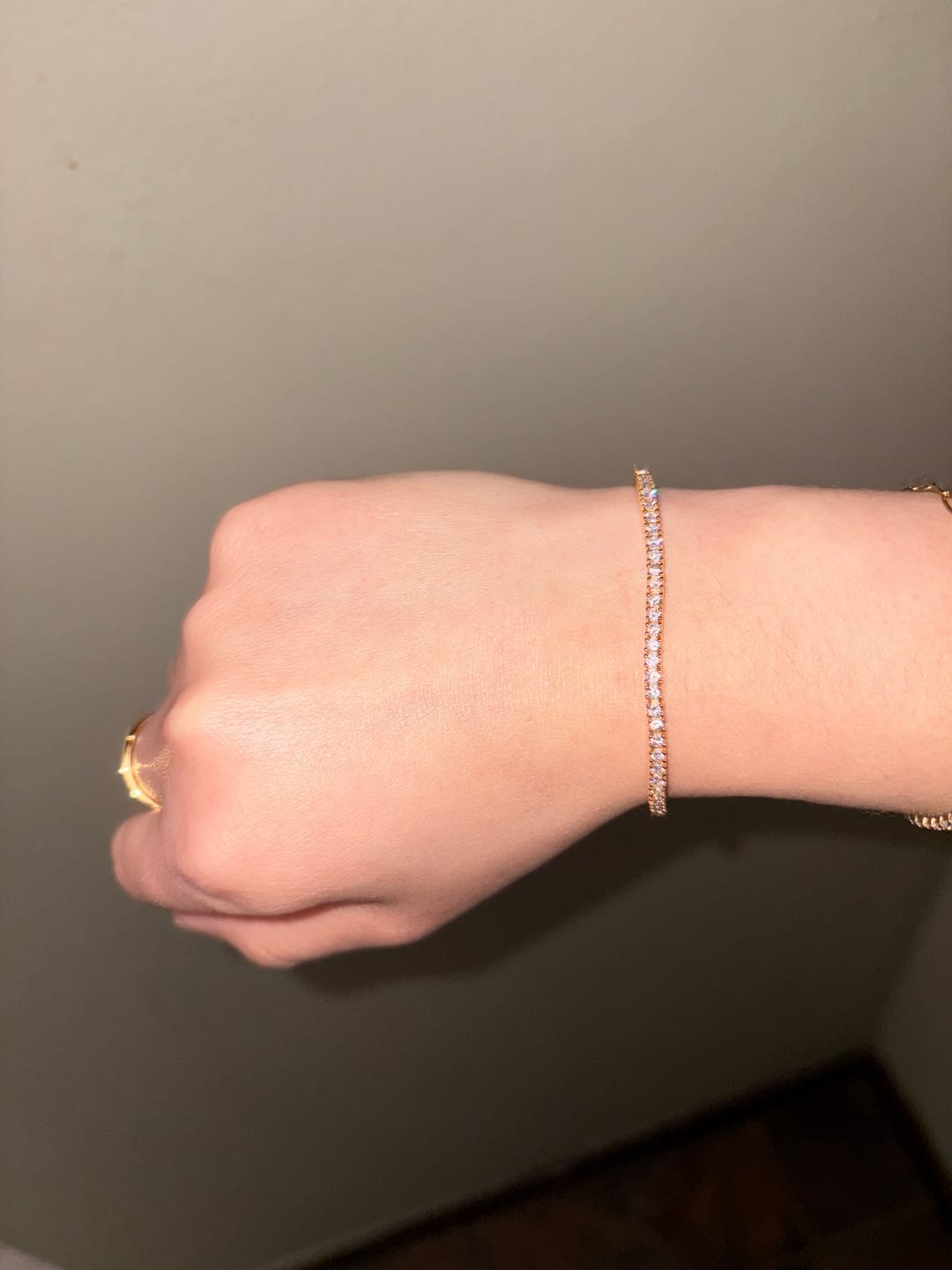Customer photo review of Luxury Tennis Bracelet I AAA Grade Cubic Zirconia