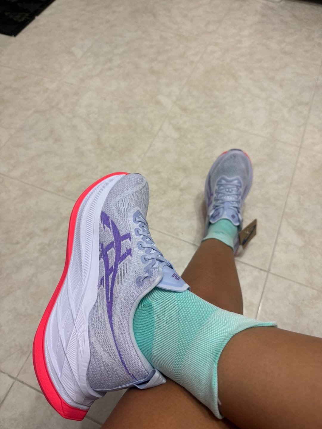 Customer photo review of Asics Superblast 2 Unisex Blue Fade Edo Purple