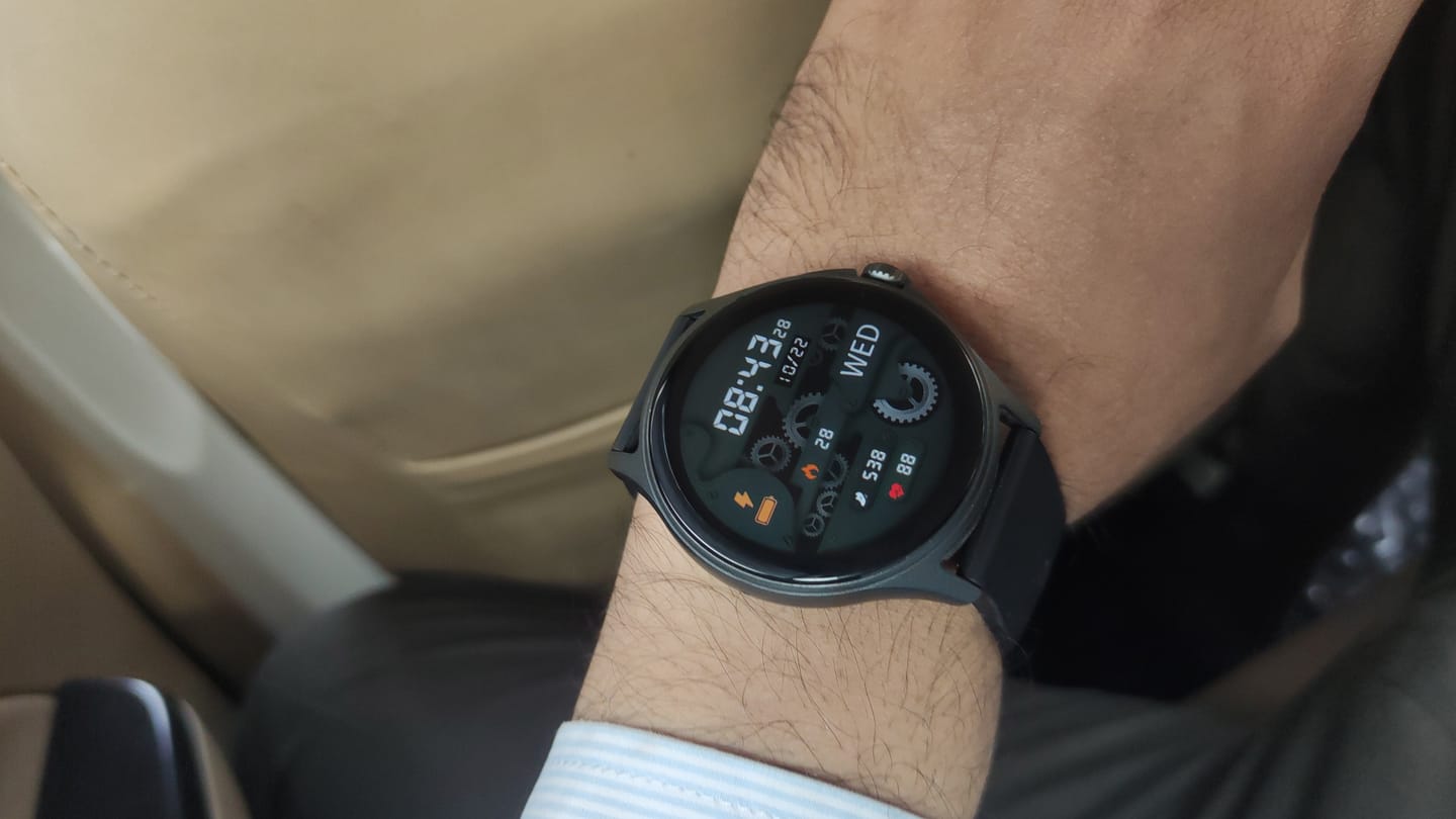 Customer photo review of Horizonx Smartwatch