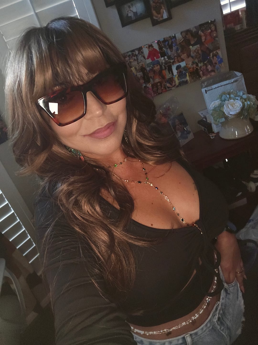Customer photo review of Shake N Go Equal Curtain Bang HD Lace Wig - MAVEN