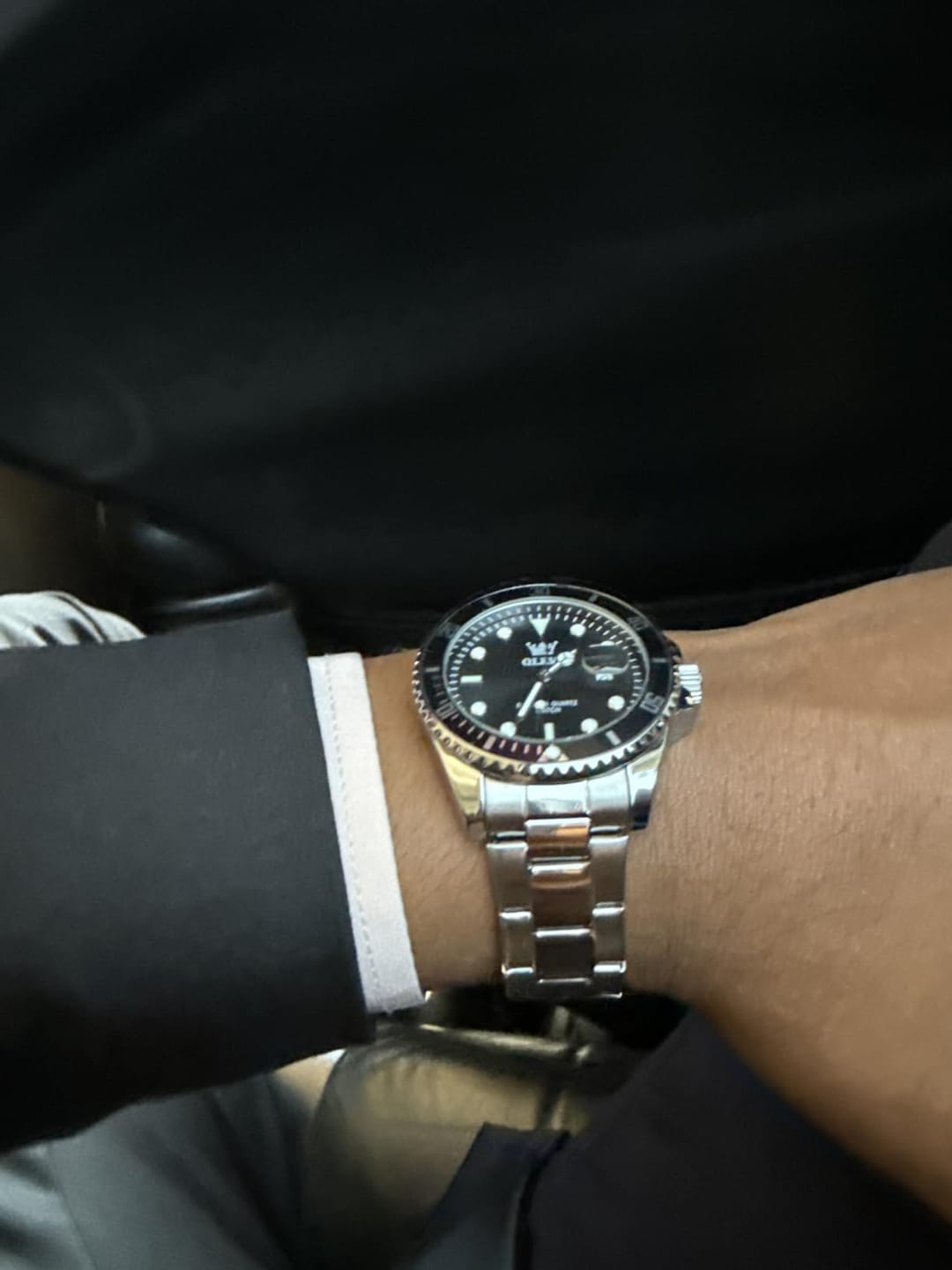 Customer photo review of Quartz Watch Stainless Steel Date Classic Dress Watch Gift
