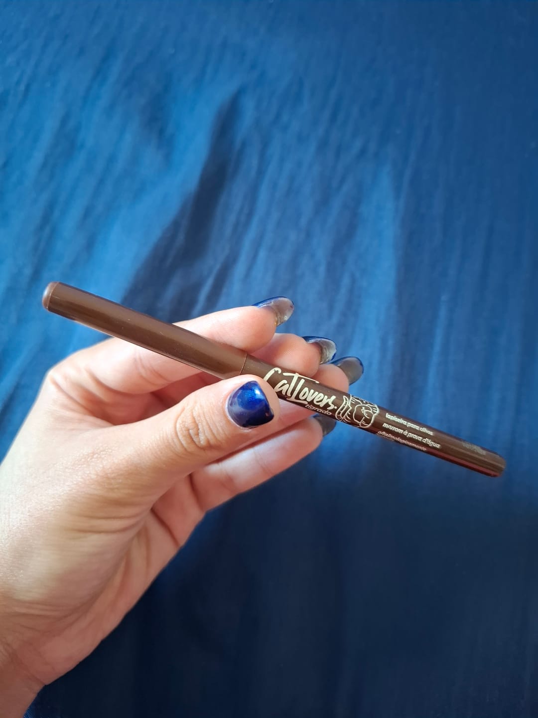 Customer photo review of Lapiseira Para Olhos Marrom – Cat Lovers – Vizzela