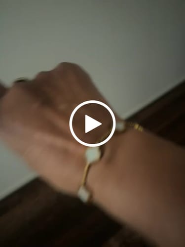 Customer video review of Celine Clover Bracelet