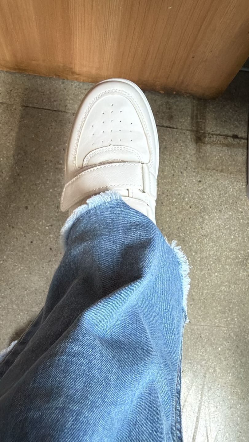 Customer photo review of Zapatilla Blanca Mujer 38561