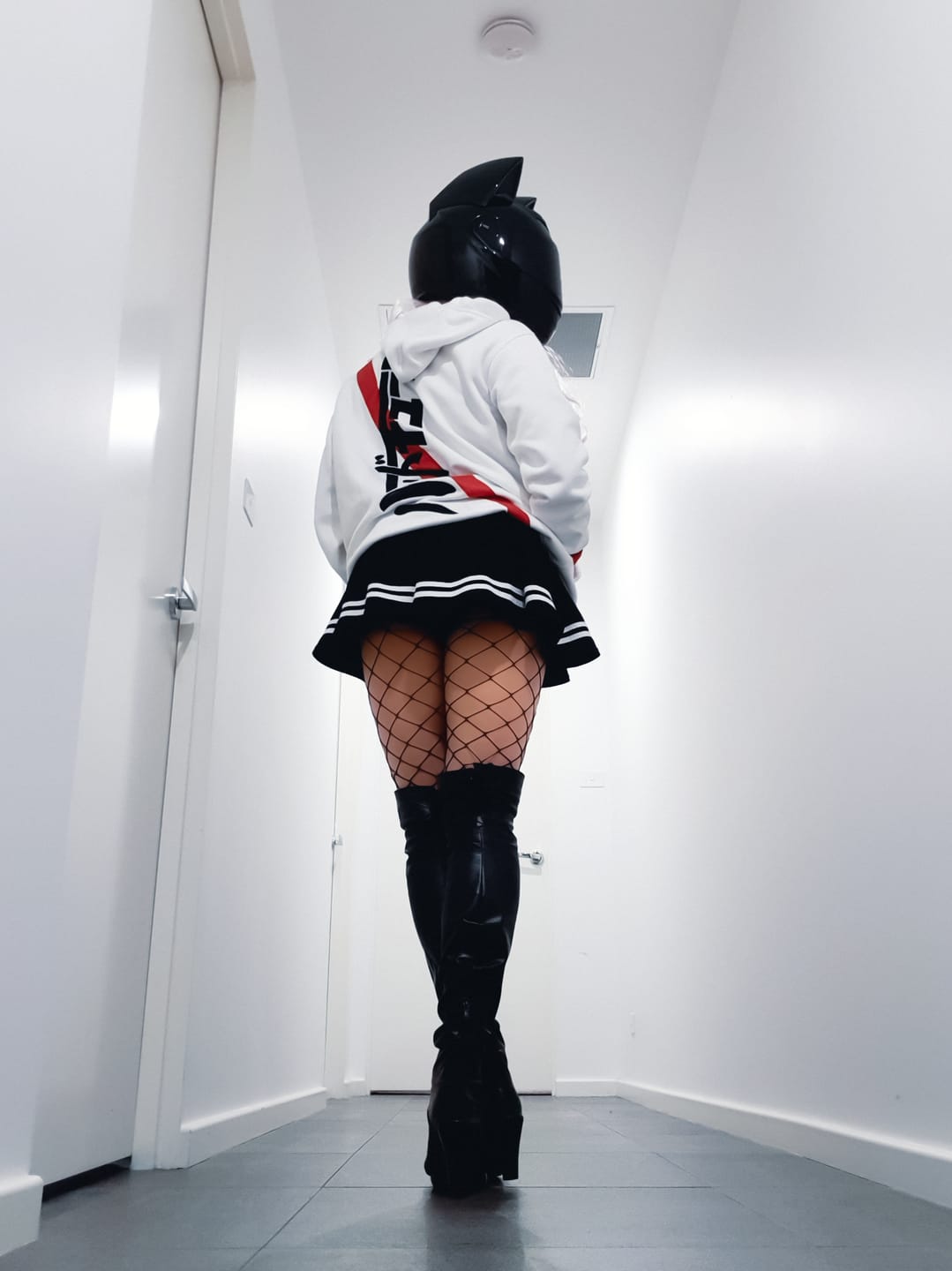 Customer photo review of Women's Katakana Hoodie - White