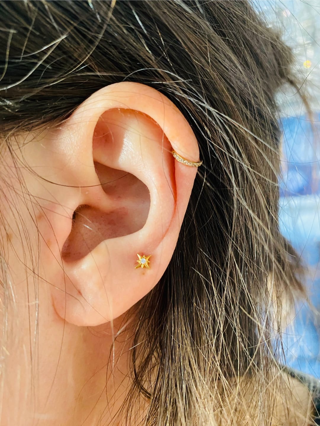Customer photo review of ANGEL Eternity Cartilage Hoop (16g)