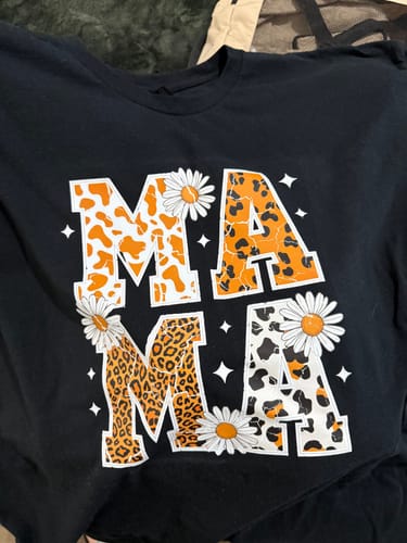 Customer photo review of Mama Daisies - Mother's Day DTF Transfer