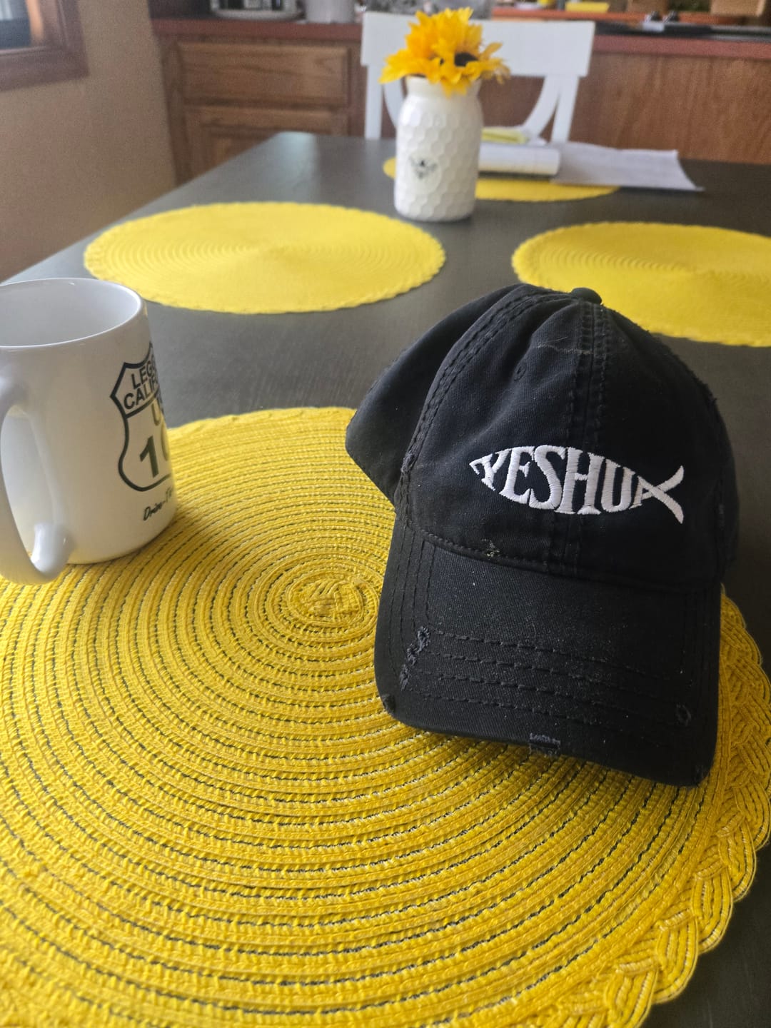 Customer photo review of Yeshua Ichthys - bestickte Baseball Cap im Used-Look