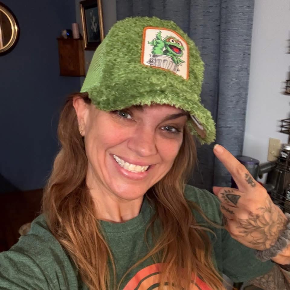 Customer photo review of OVERLORD X Sesame Street: Oscar The Grouch