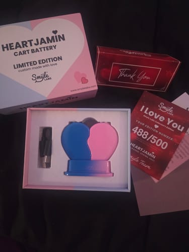 Customer photo review of Heartjamin Cart Battery by Smyle Labs (Limited Edition)