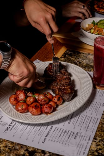 Reseña con foto de un cliente sobre Rib Eye Steak Dry Aged