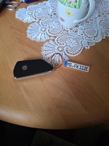Customer photo review of Kennzeichen Schlüsselanhänger Mini Nummernschild Metall