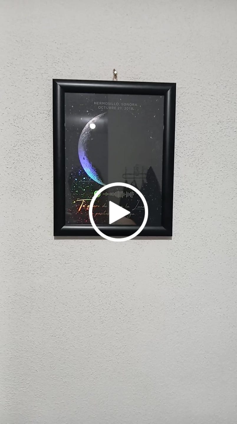 Customer video review of Mapa Lunar Holográfico