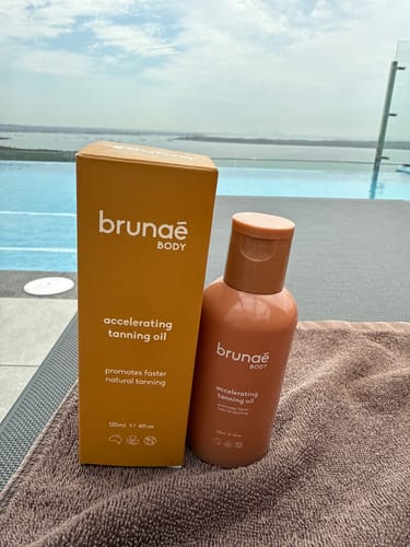 Customer photo review of Intensive Tanning Bundle