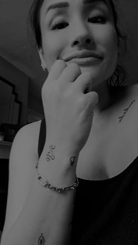 Customer photo review of The Lovers Chain Bracelet