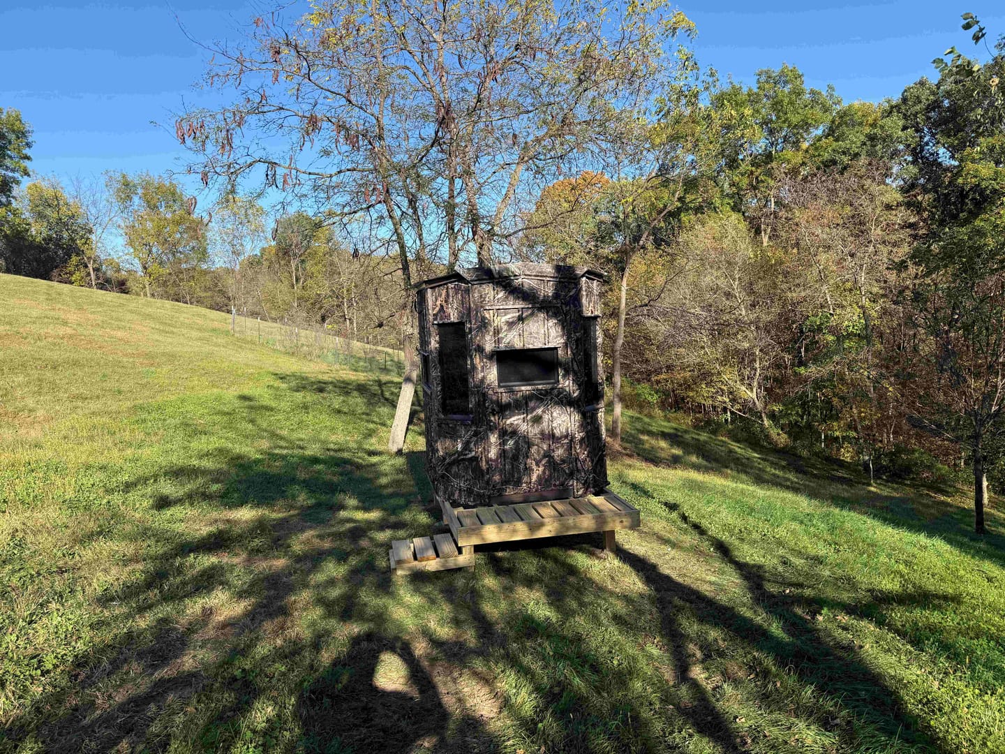 Customer photo review of Heated Hunting Chair Adjustable Height 360°  Swivel Blind Chair With Armrests