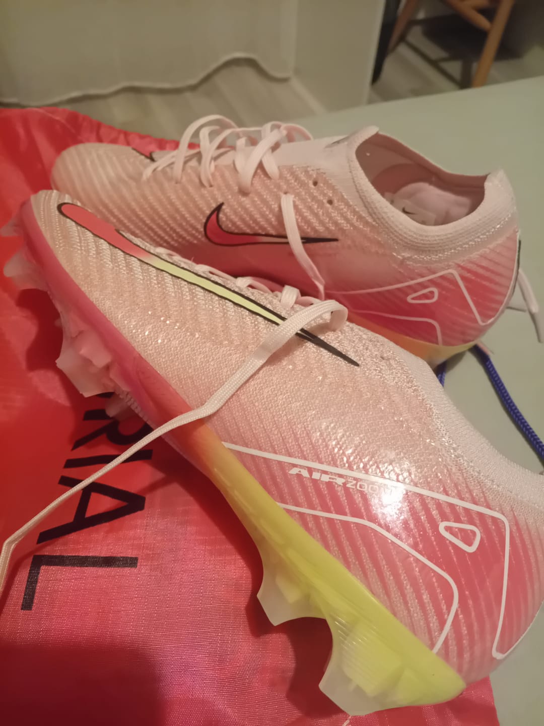Customer photo review of MERCURIAL VAPOR 16 FG Nike By You - Rose