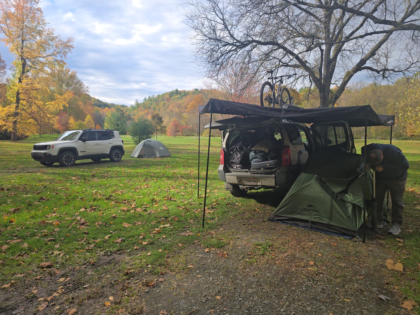 Customer photo review of 270 Free Standing Awning and Shower Awning V2 and Water Tank 10 Gal