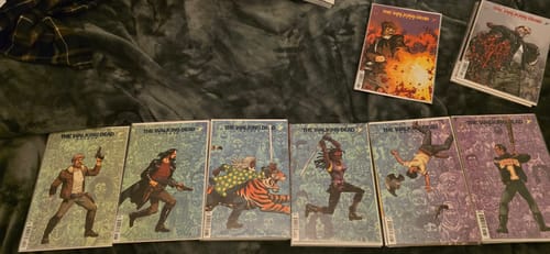 Customer photo review of Walking Dead Deluxe #122 Cover C Zach Howard & Nelson Daniel Connecting Variant (Mature)