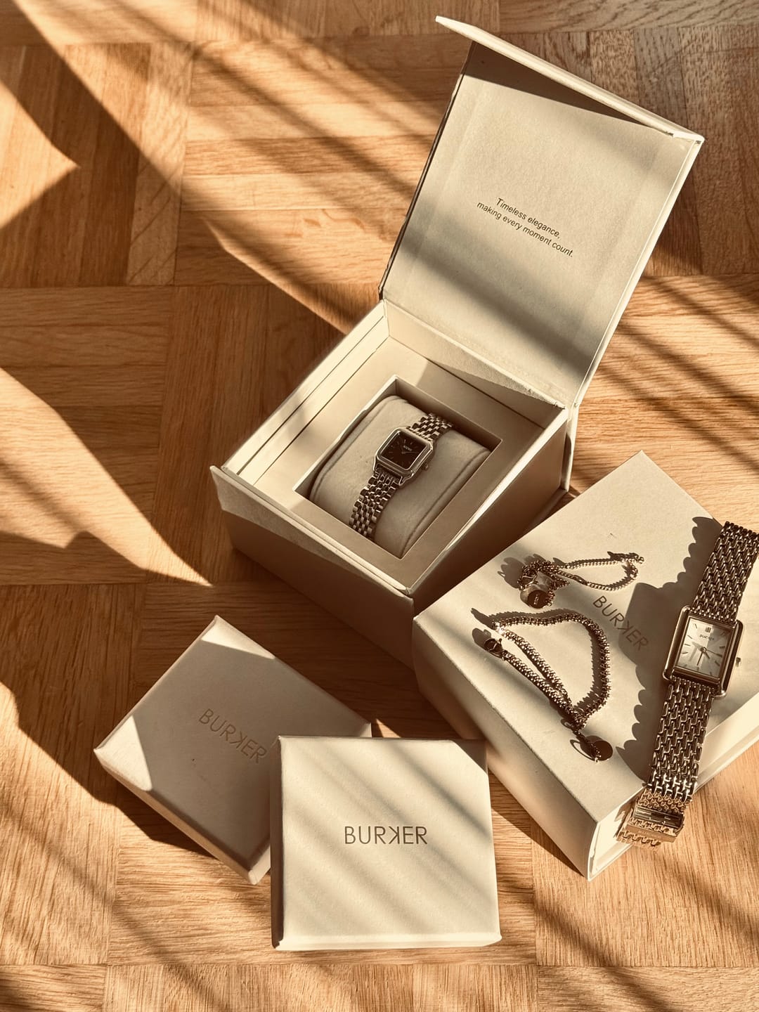 Customer photo review of Macy Petite Silver Black