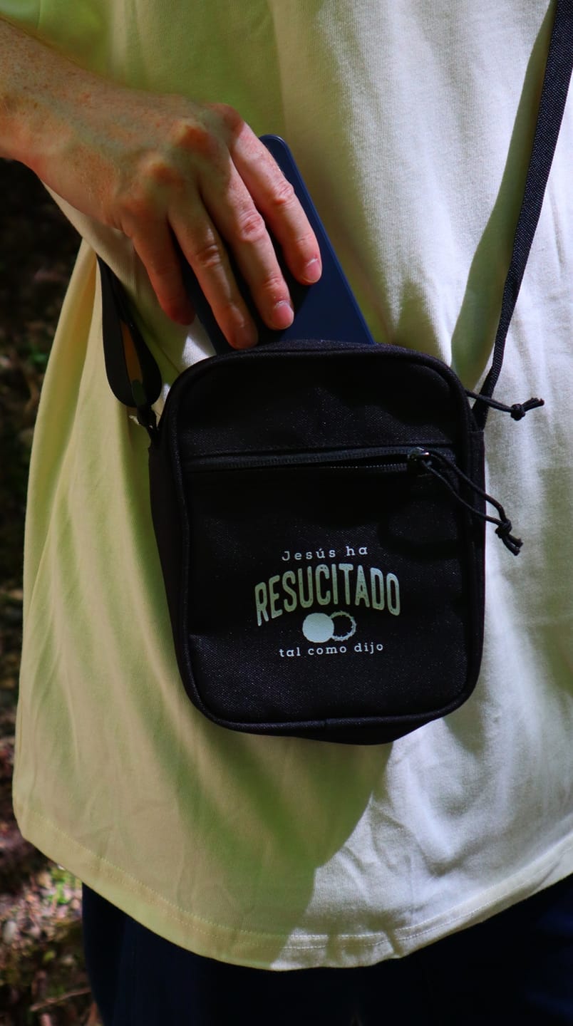 Customer photo review of Resucitado - Umhängetasche