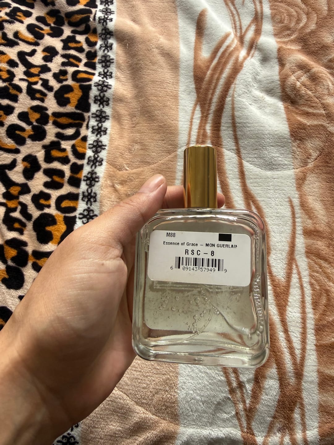Customer photo review of Essence of Grace - Inspirado en MON GUERLAIN de GUERLAIN 100ml-