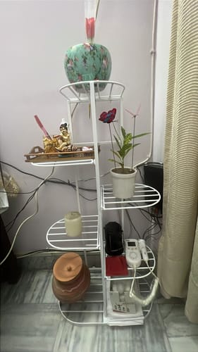 Customer photo review of UnitedCrafts 6 Tier 7 Potted Metal Plant Stand Multiple Shelves