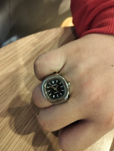 Customer photo review of NAUTILUS RING | SILVER BLACK
