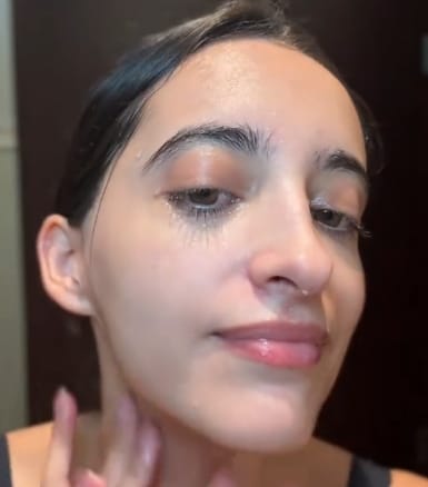 Customer photo review of Mascarilla de Arcilla con 3 Ácidos para Limpieza Profunda de Poros