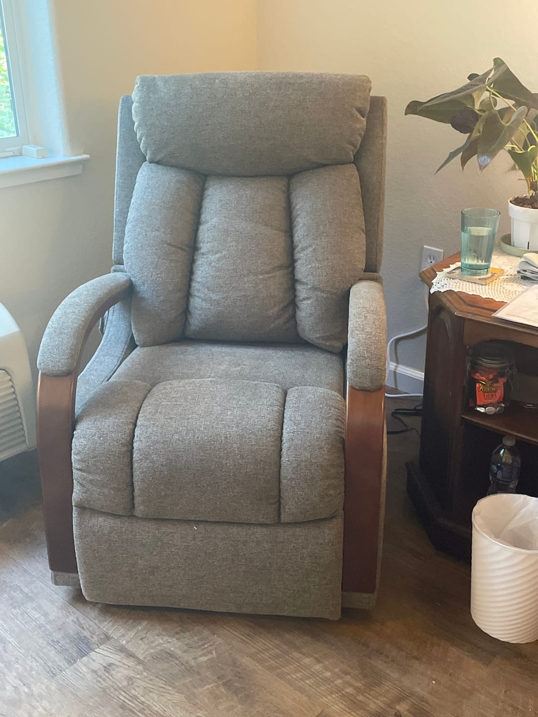 Customer photo review of 9185 Small Power Lift Recliner – Dual Motor, Lay Flat, Heat & Massage