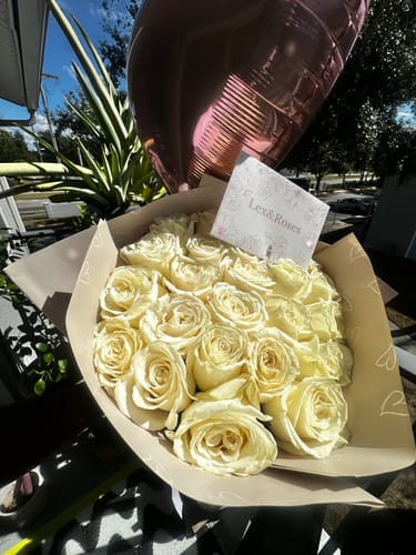 Customer photo review of White Rose Bouquet