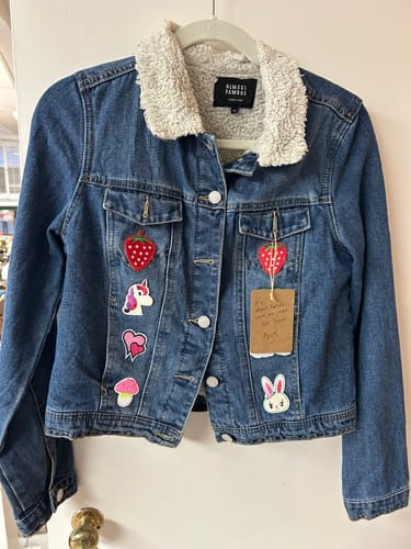 Customer photo review of Wholesale Animal Graphic T-Shirts