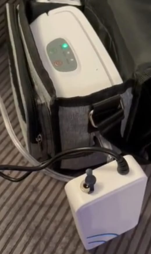 Customer photo review of VARON Generatore di ossigeno portatile 3L/min Modello VL-1