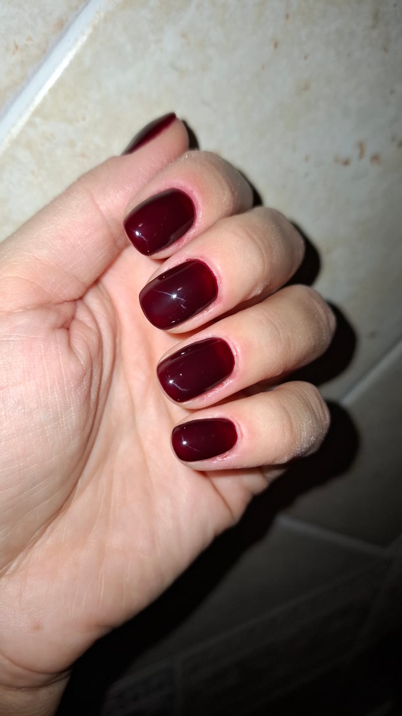 Customer photo review of Smalto Semipermanente LCI -  Rouge Noir - Rosso/Marrone