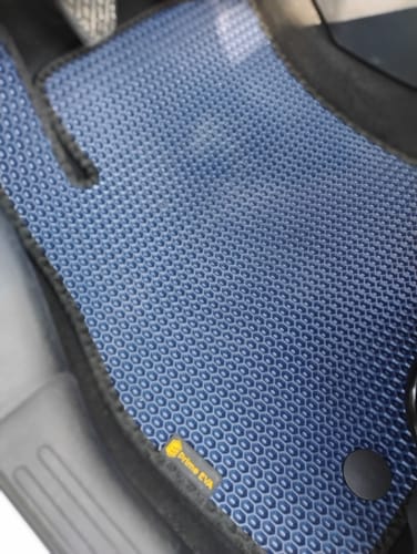 Customer photo review of Dywaniki samochodowe na zamówienie - Przód i tył