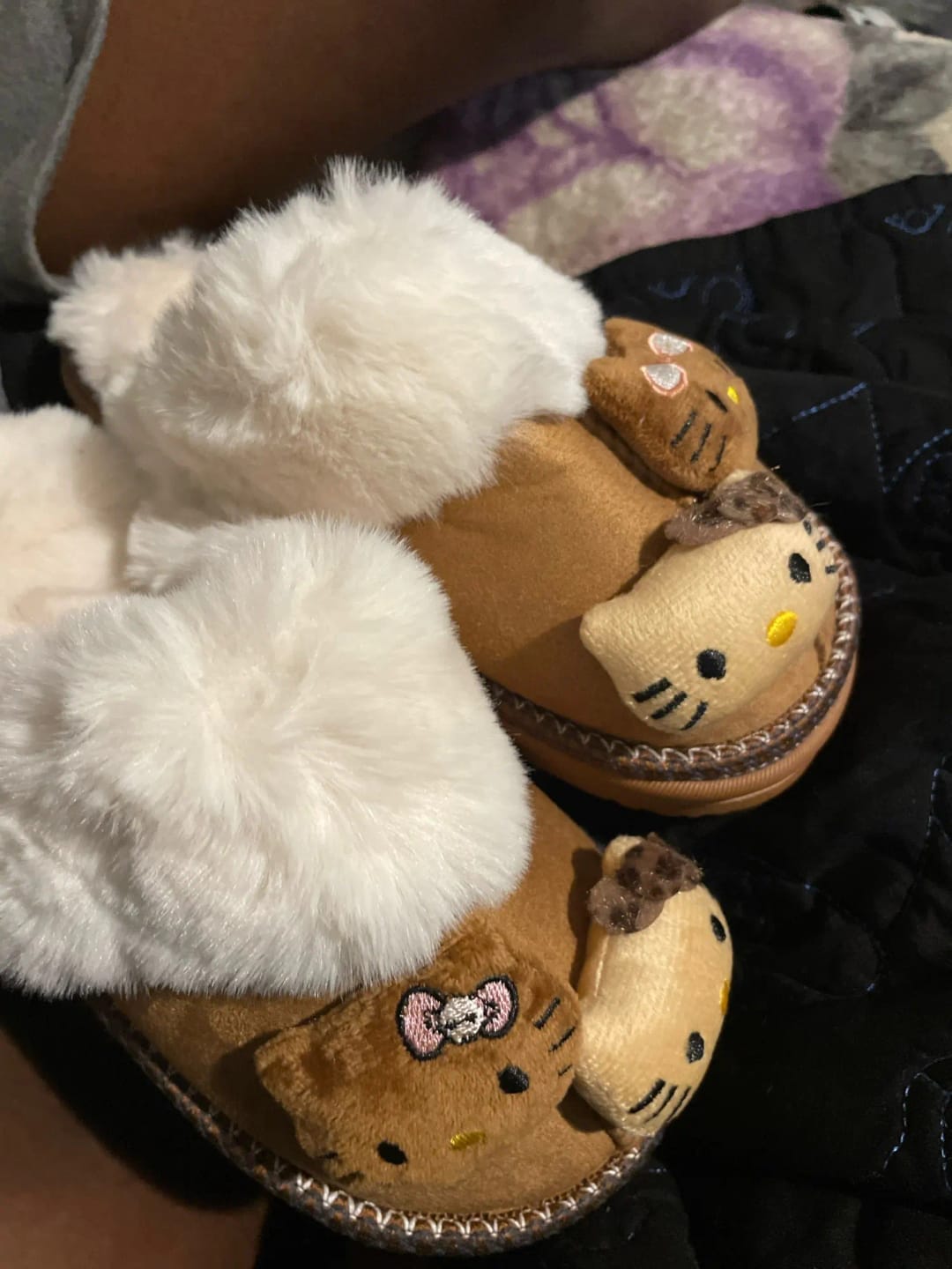 Customer photo review of Hello Kitty Slippers