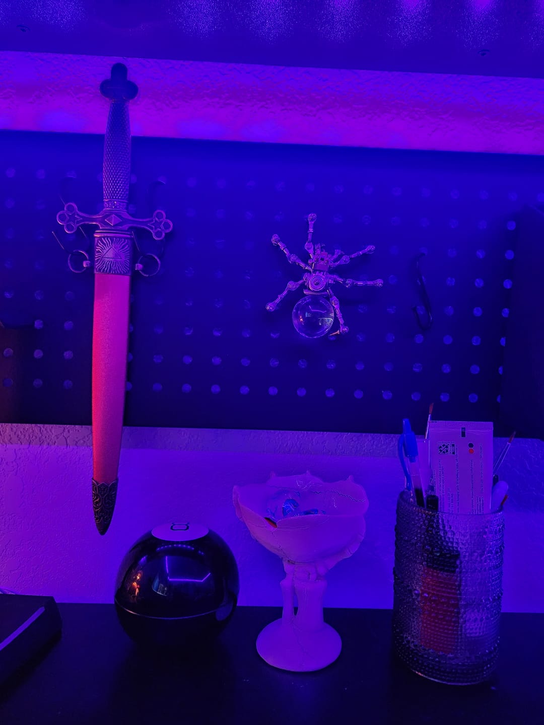 Customer photo review of Crystal Lamp Jumping Spider