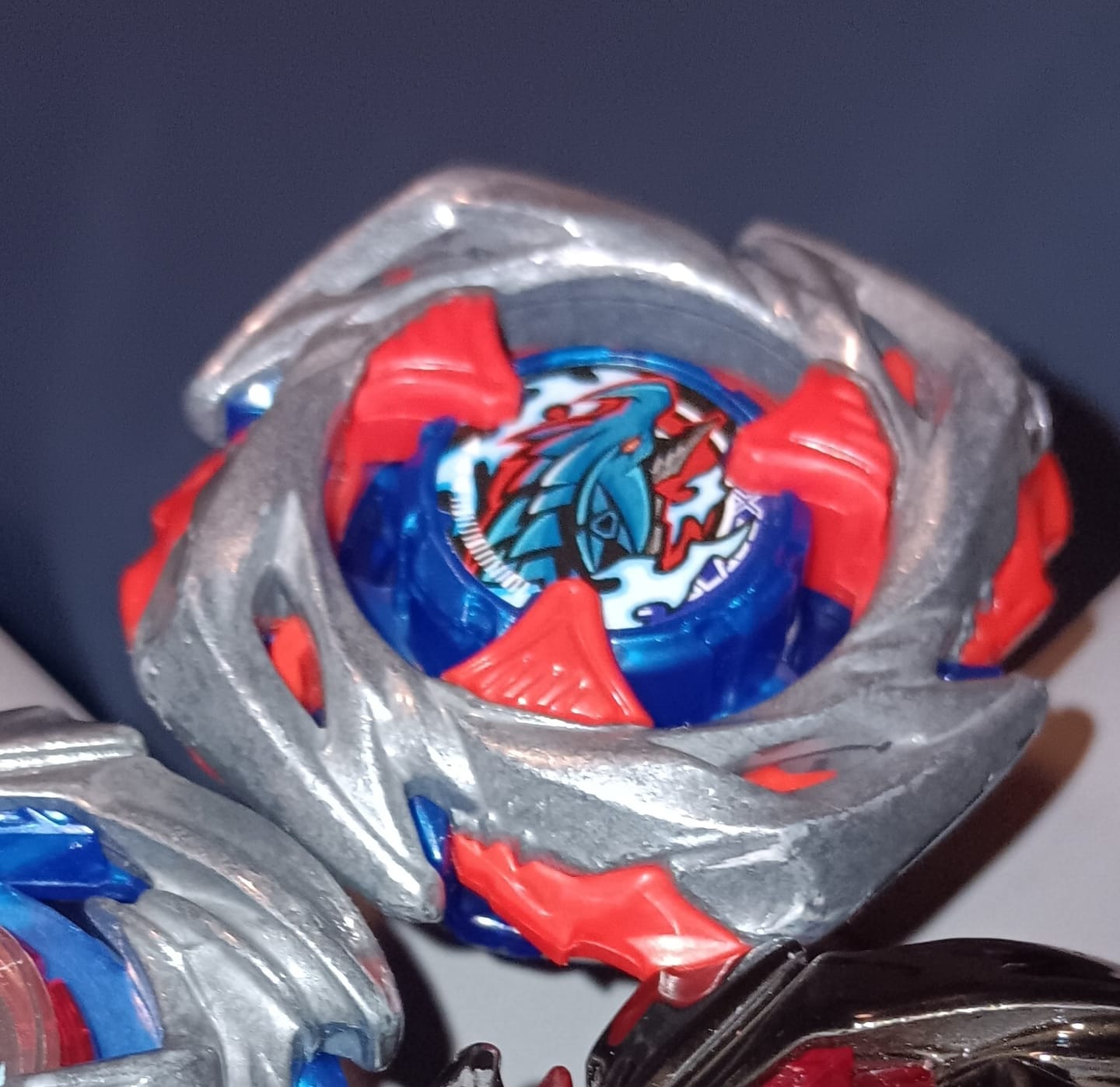 Customer photo review of Takara Tomy Beyblade X UX-11 Impact Drake 9-60LR Starter