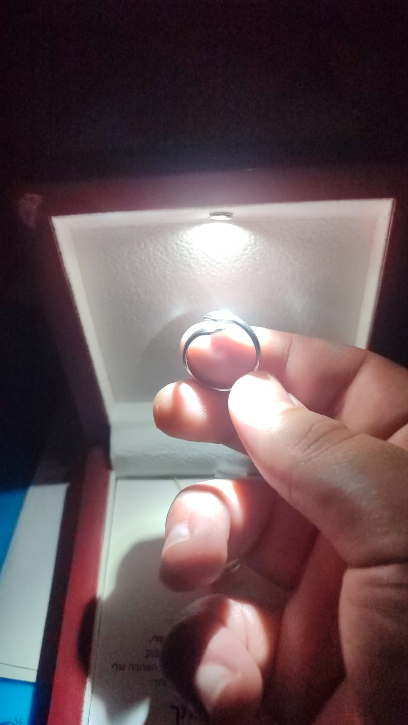 Customer photo review of מתנה לאישה - שרשרת לאישה עם ברכה והקדשה מרגשת