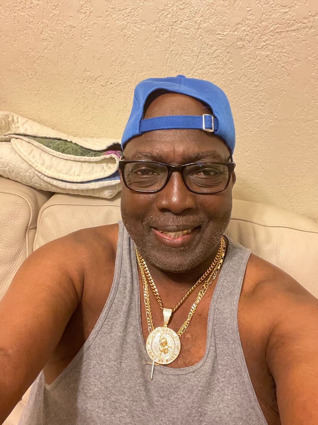 Customer photo review of 6-18mm Miami Cuban Necklace