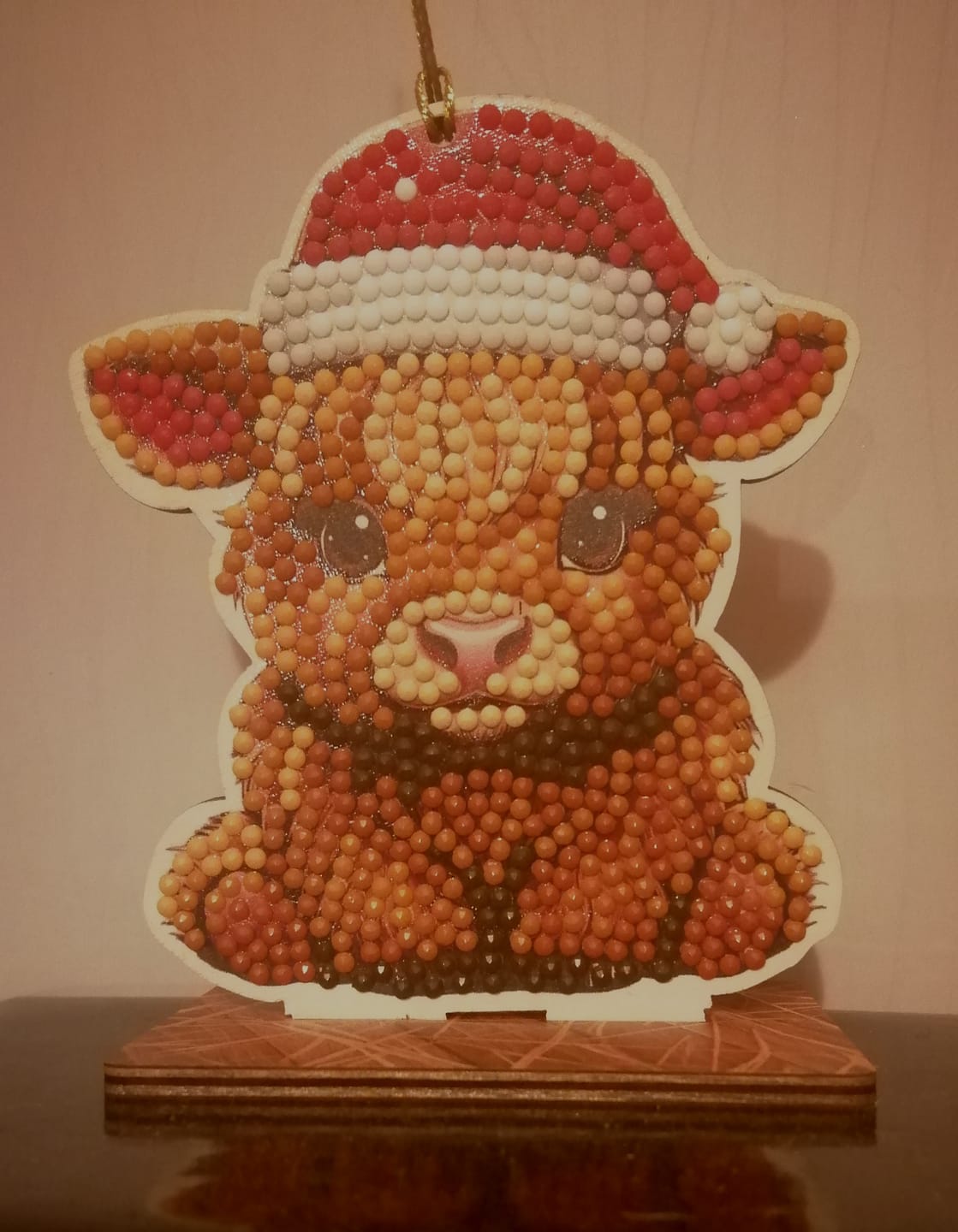 Customer photo review of Highland Cow Crystal Art Hanging Buddies Decoration