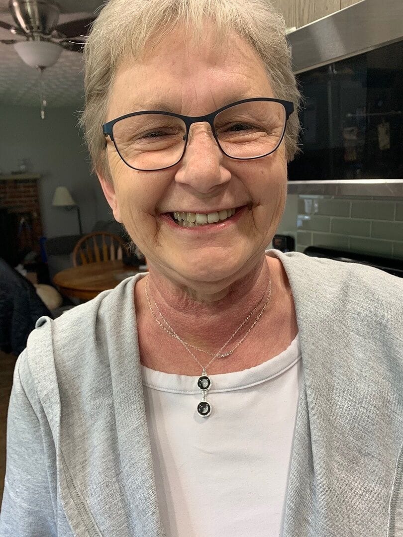 Customer photo review of Mini Ituri Necklace in Silver