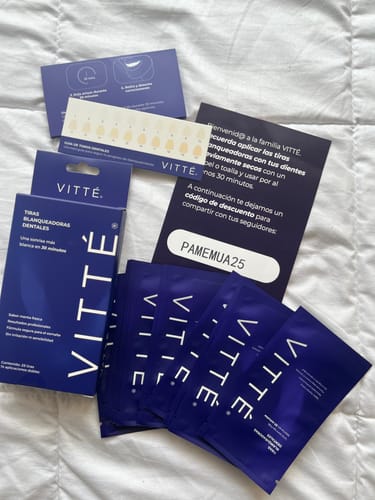 Customer photo review of Tiras Blanqueadoras Dentales VITTÉ | Tratamiento 14 días