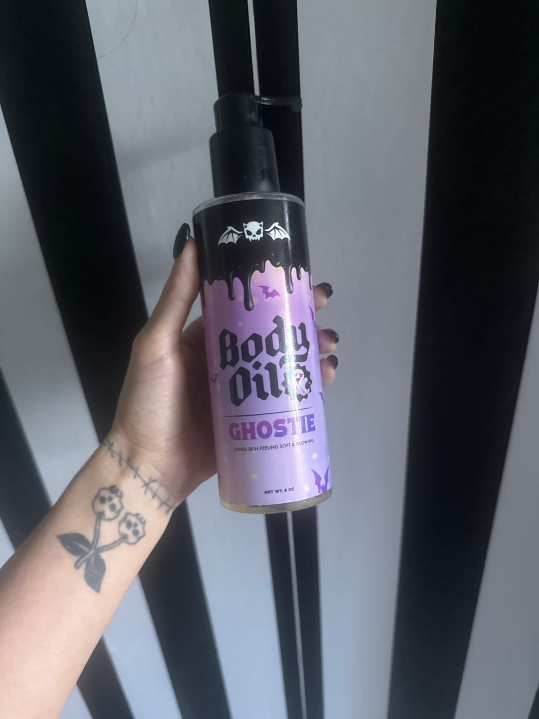 Customer photo review of Ghostie Body Oil