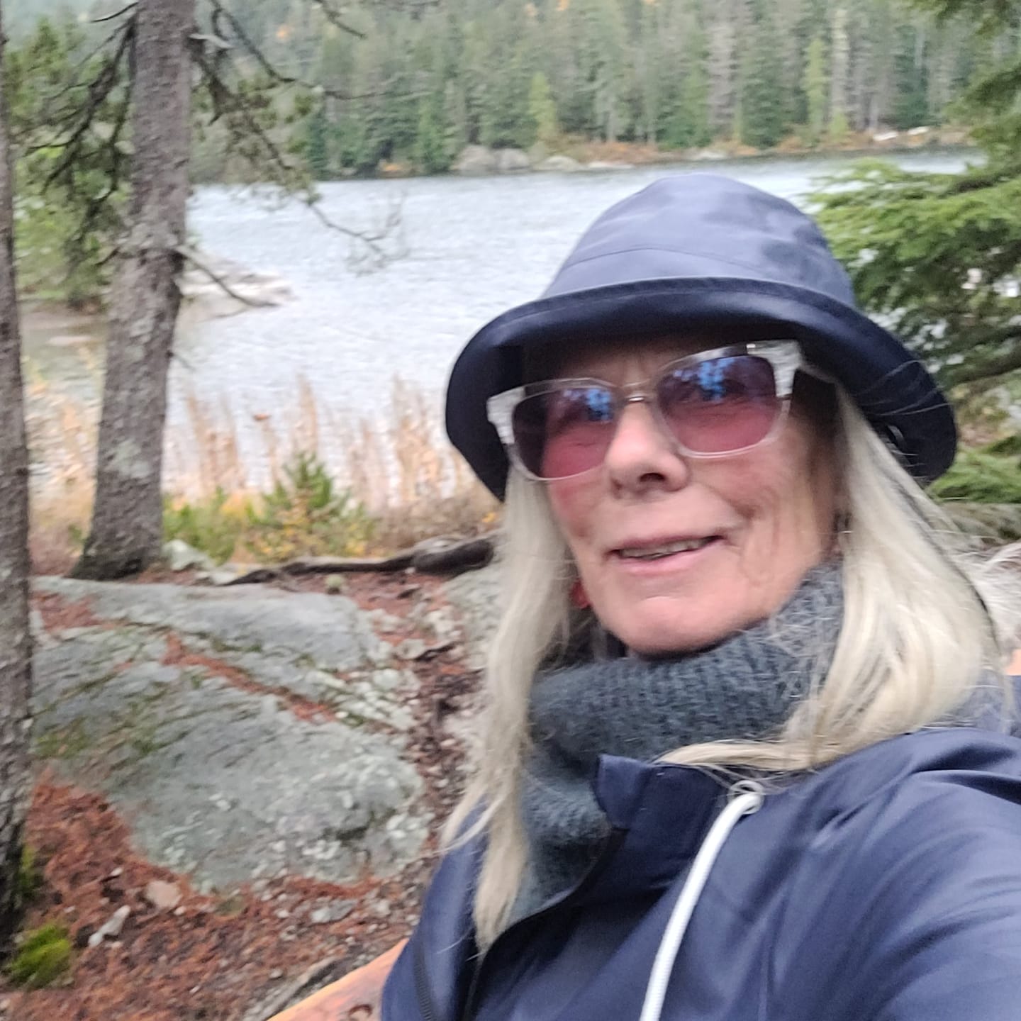 Customer photo review of The mernini - Midnight Blue
